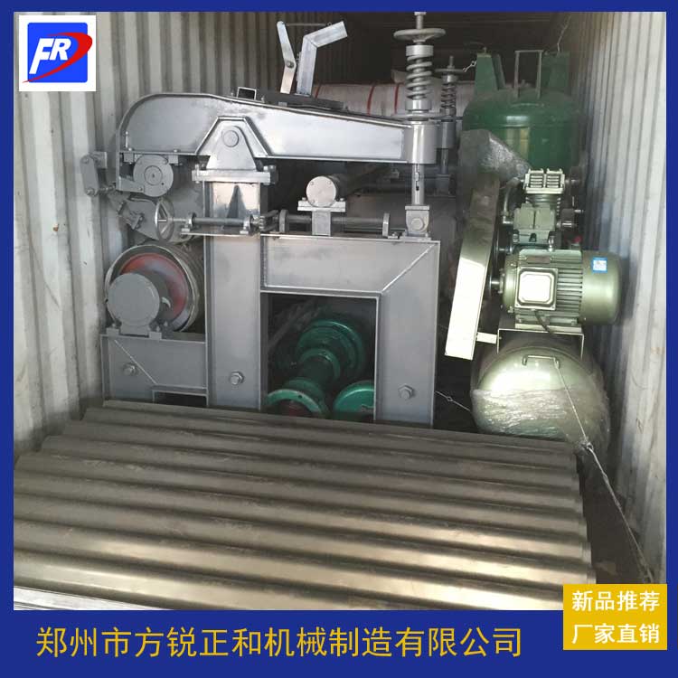 ư豸